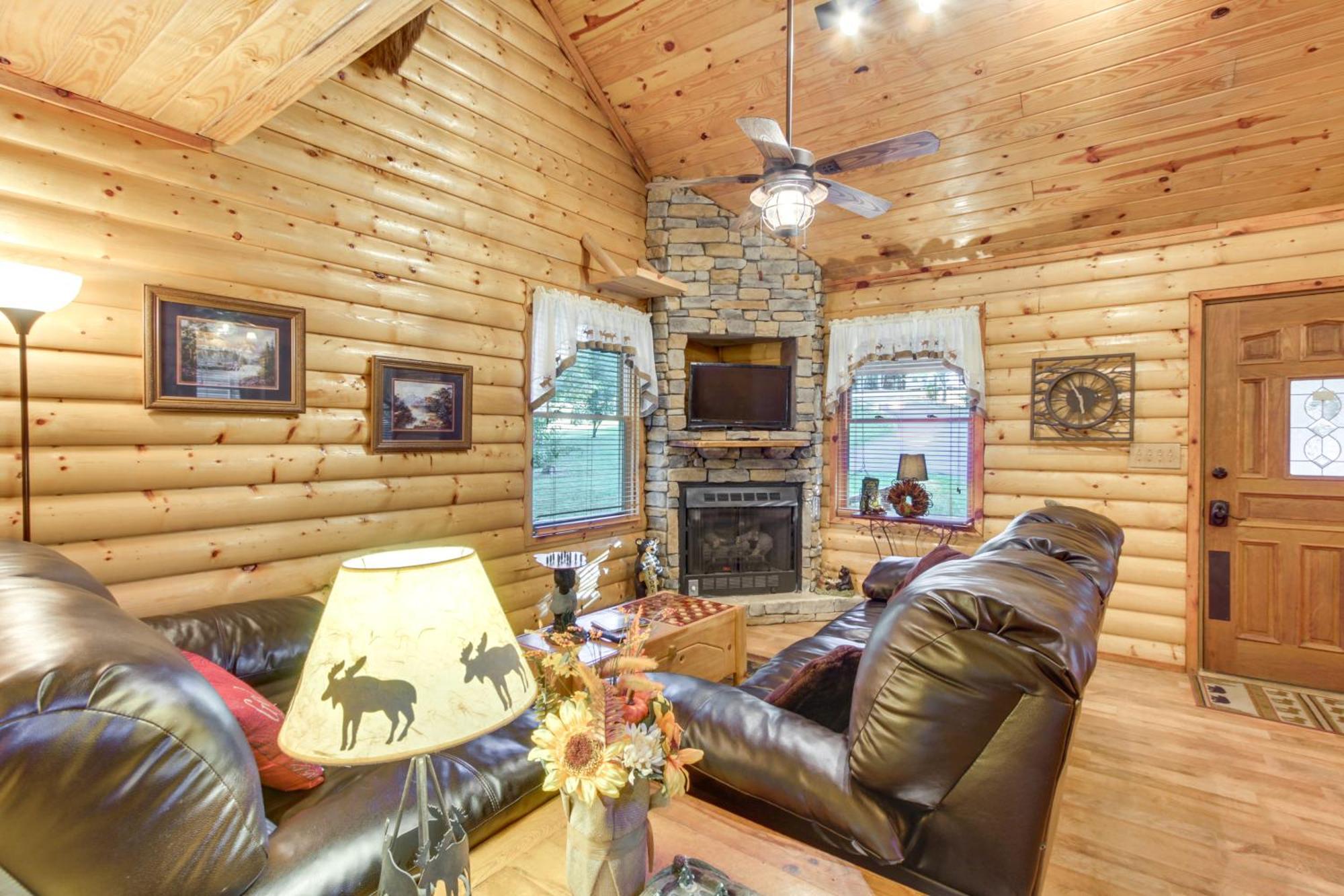 Pet-Friendly Cosby Log Cabin With Backyard And Porch! المظهر الخارجي الصورة